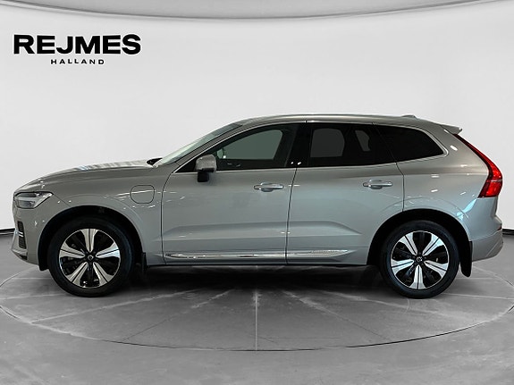 Volvo XC60 3 of 5