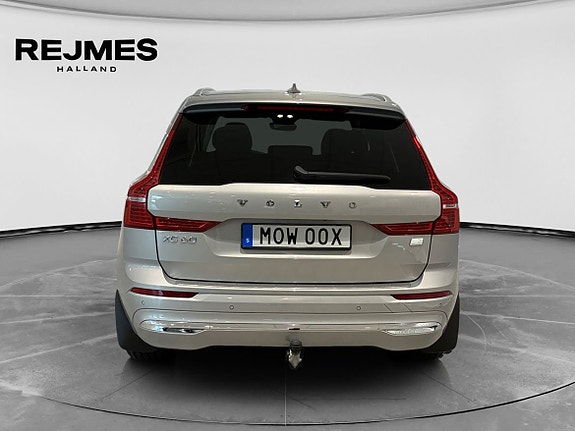Volvo XC60 8 of 16