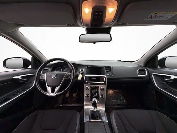 Volvo V60 Cross Country 12 of 29