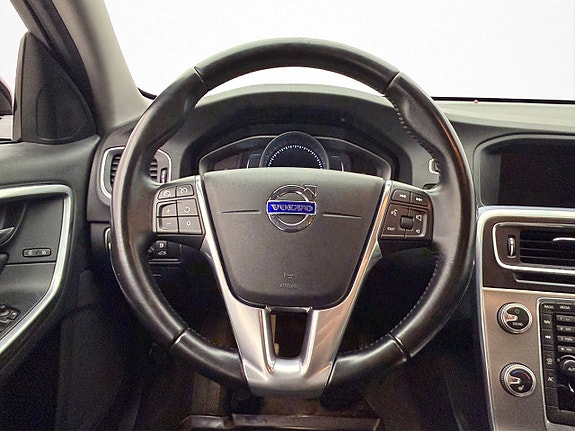 Volvo V60 Cross Country 13 of 29