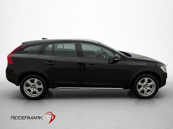 Volvo V60 Cross Country 5 of 5
