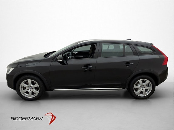 Volvo V60 Cross Country 2 of 29