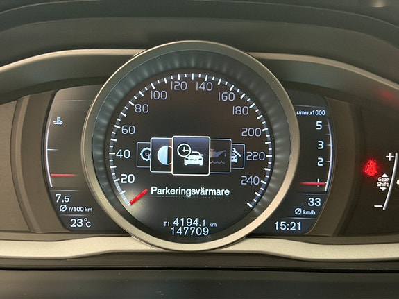 Volvo V60 Cross Country 21 of 29