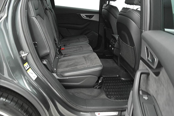 Audi Q7 15 of 21