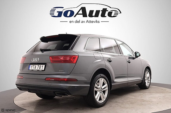 Audi Q7 4 of 21