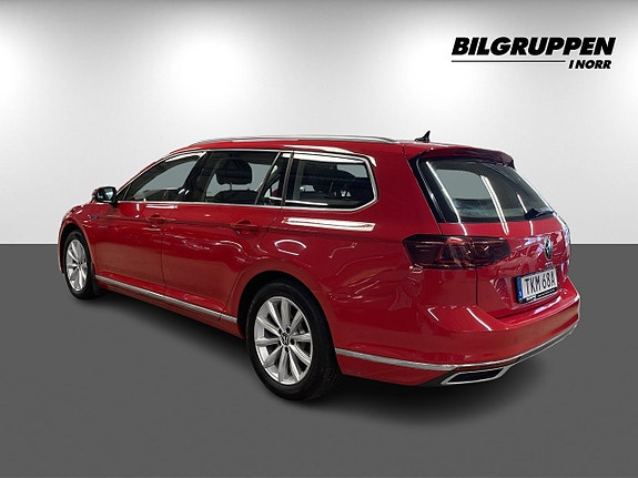 Volkswagen Passat 6 of 19