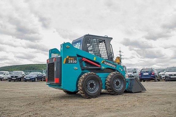 Ny Kompaktlastare - Sunward SWL 2830 - 65hk Kubota motor! 4 of 7