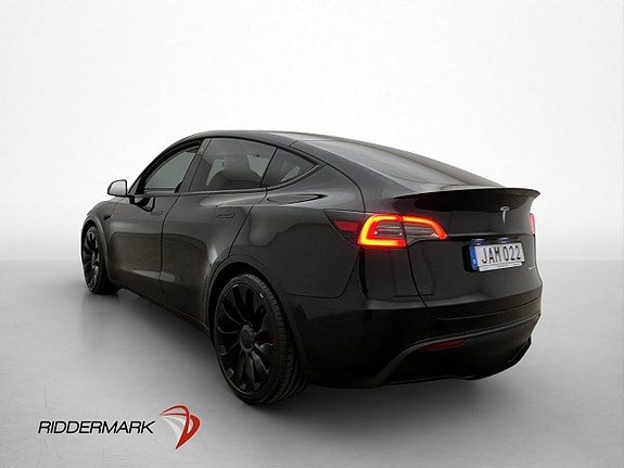 Tesla Model Y 5 of 30