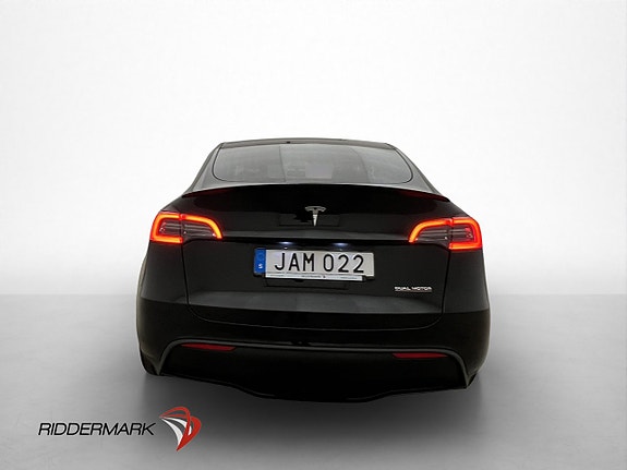 Tesla Model Y 6 of 30