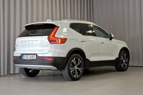 Volvo XC40 5 of 5