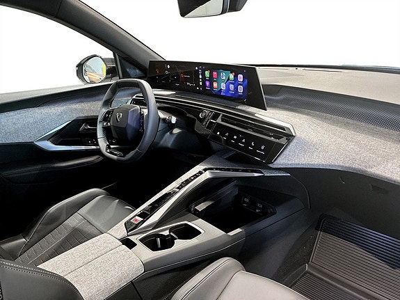 Peugeot 5008 12 of 16