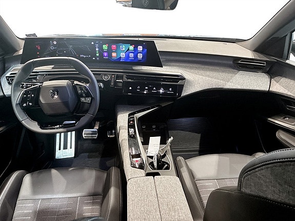 Peugeot 5008 7 of 16