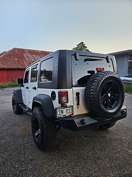 Jeep Wrangler Unlimited 9 of 9