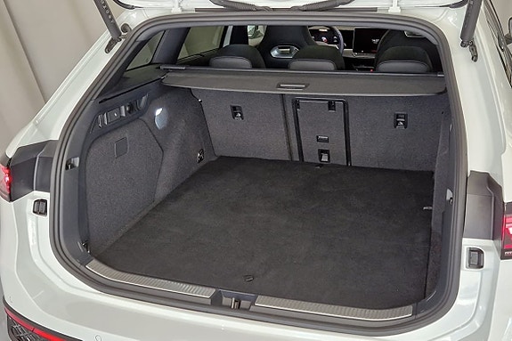 Volkswagen Passat 6 of 18