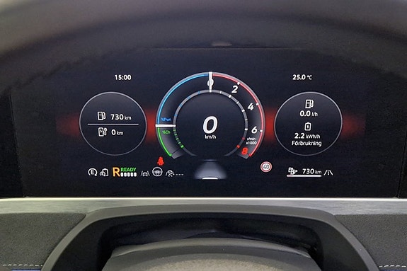 Volkswagen Passat 12 of 18