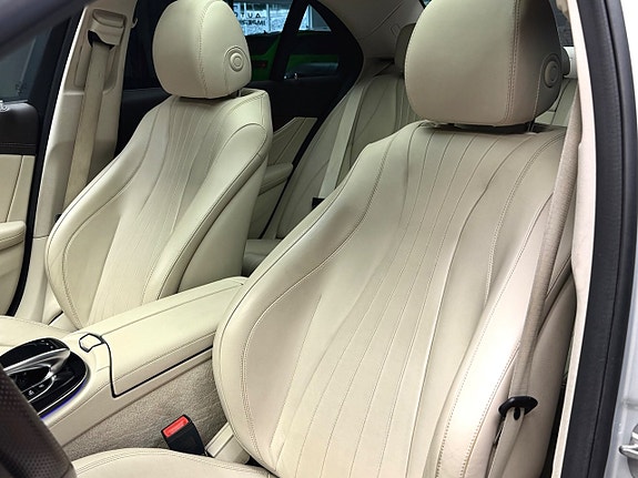 Mercedes-Benz E350 d 19 of 30