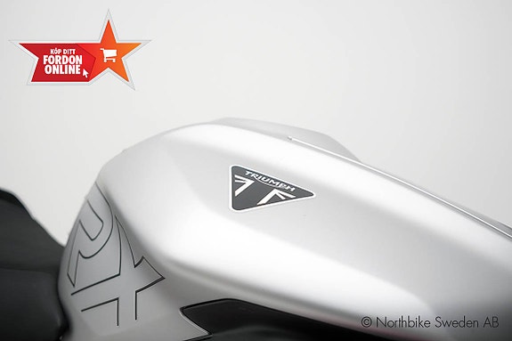 Triumph Street Triple 765RX DEMO Snabb Hemleverans 8 of 23