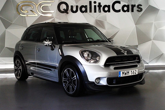 MINI Countryman Cooper S 2 of 5