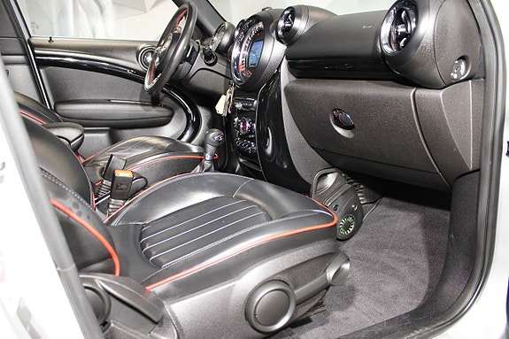 MINI Countryman Cooper S 13 of 27