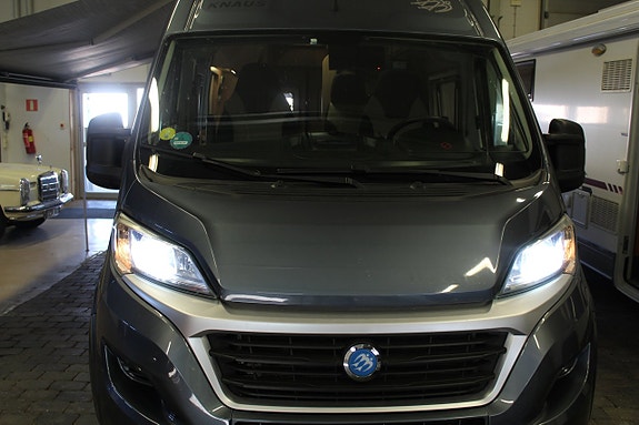 Knaus 600 Boxstar 7 of 19