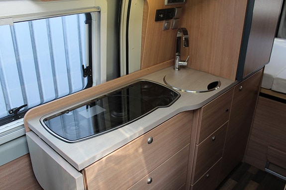 Knaus 600 Boxstar 12 of 19