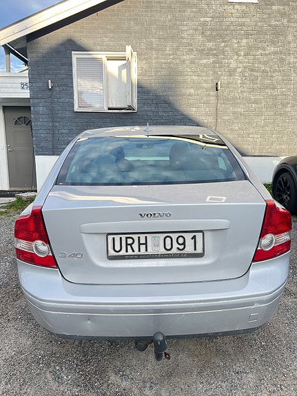 Volvo S40 5 of 5