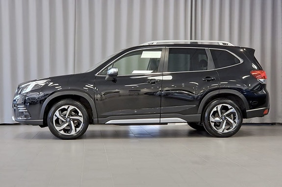 Subaru Forester 2 of 5