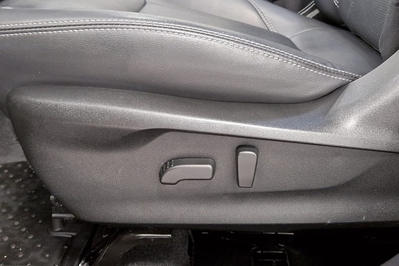 Subaru Forester 10 of 19