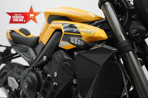 Triumph Street Triple 765 RS DEMO Snabb Hemleverans 9 of 21