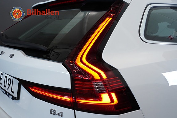 Volvo V90 3 of 5