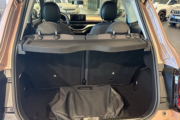 Fiat 500e 8 of 8