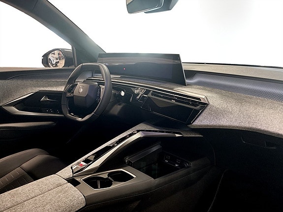 Peugeot 3008 13 of 17