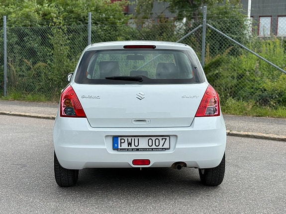 Suzuki Swift 5 of 5