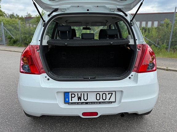 Suzuki Swift 7 of 16