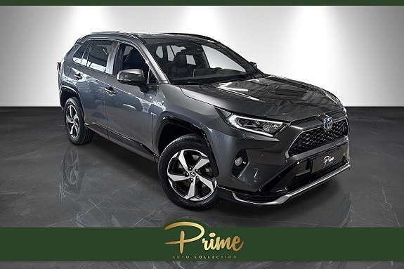 Toyota RAV4 2 of 22