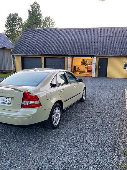 Volvo S40 5 of 5