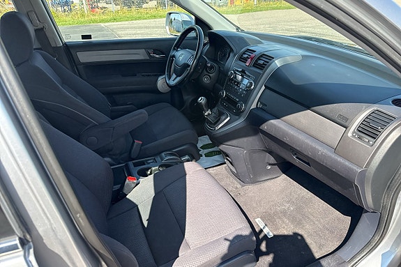 Honda CR-V 15 of 16