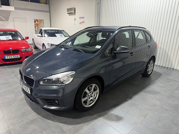 BMW 216d 10 of 14