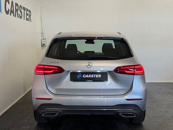 Mercedes-Benz B200 d 6 of 24