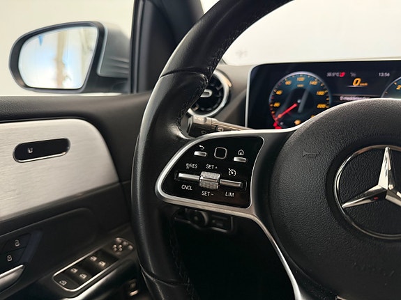 Mercedes-Benz B200 d 20 of 24