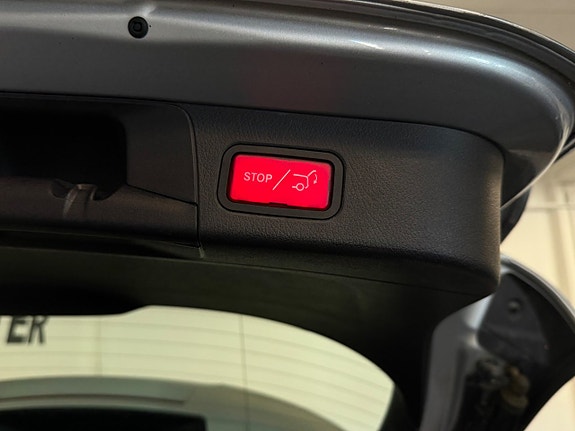 Mercedes-Benz B200 d 24 of 24
