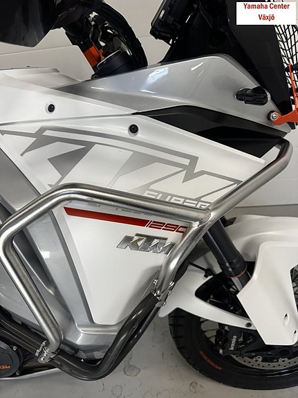KTM 1290 Super Adventure ABS 8 of 10