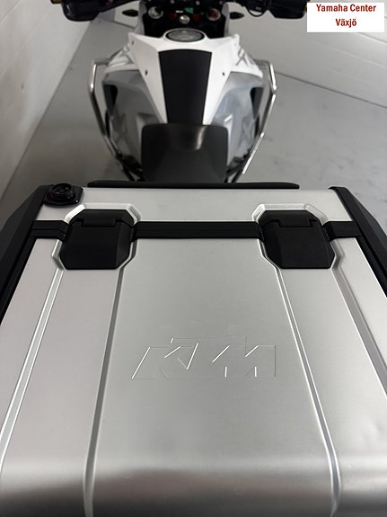 KTM 1290 Super Adventure ABS 9 of 10