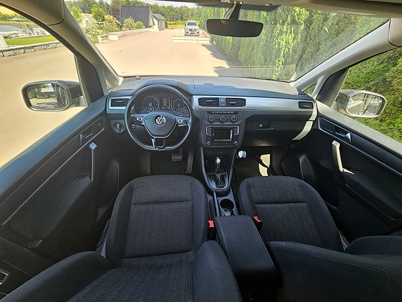 Volkswagen Caddy Maxi 6 of 6
