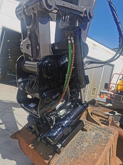 Volvo EC 300 EL 13 of 14