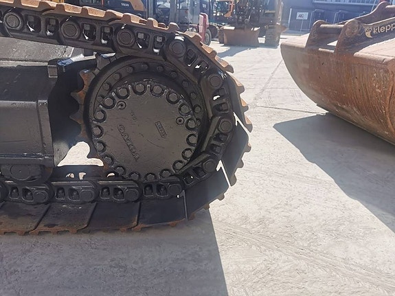 Volvo EC 300 EL 9 of 14