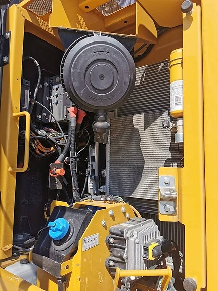 CAT 325 FL CR 6 of 14