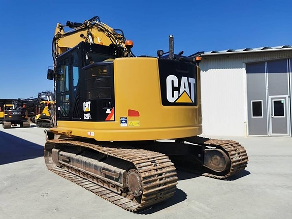 CAT 325 FL CR 2 of 14