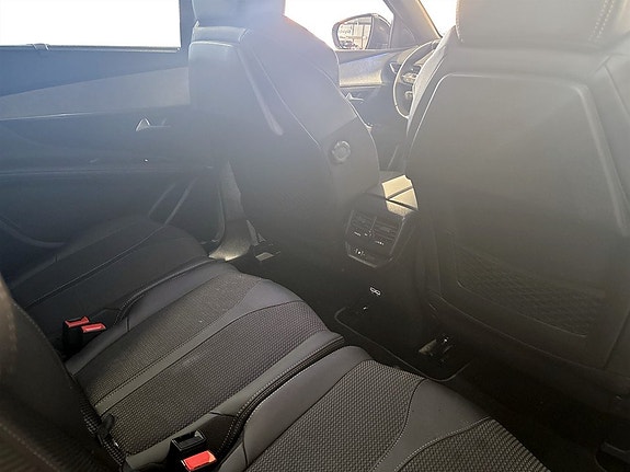 Peugeot 5008 12 of 15