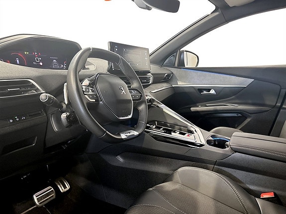 Peugeot 5008 4 of 15
